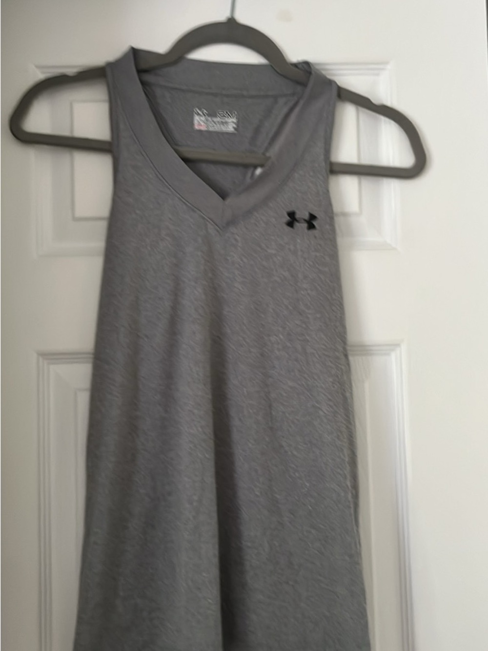 Under Armour Heat Gear Gray V-Neck Performance Tank Top